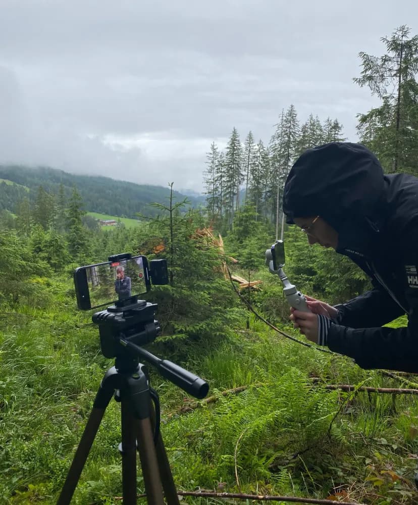 Kamera im Wald